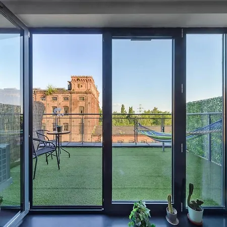Loft In Historic Scheibler Area Lejlighed